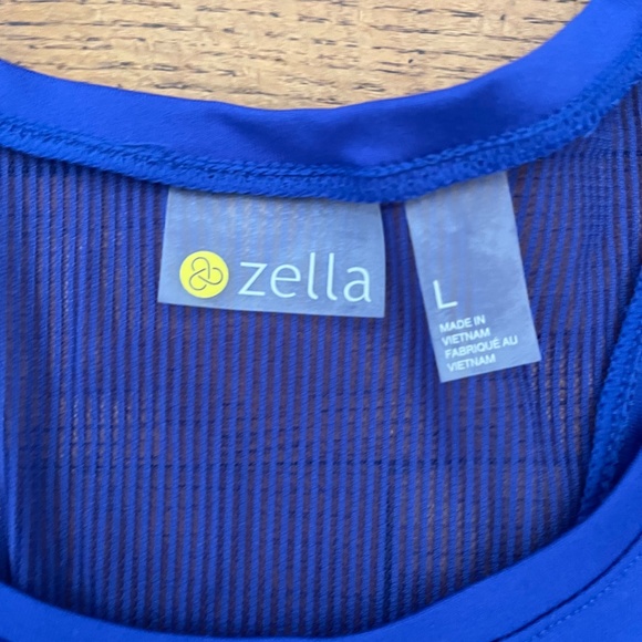 NWT ZELLA Blue Racerback Mesh Running Workout Yoga Top Sz L - Picture 3 of 8